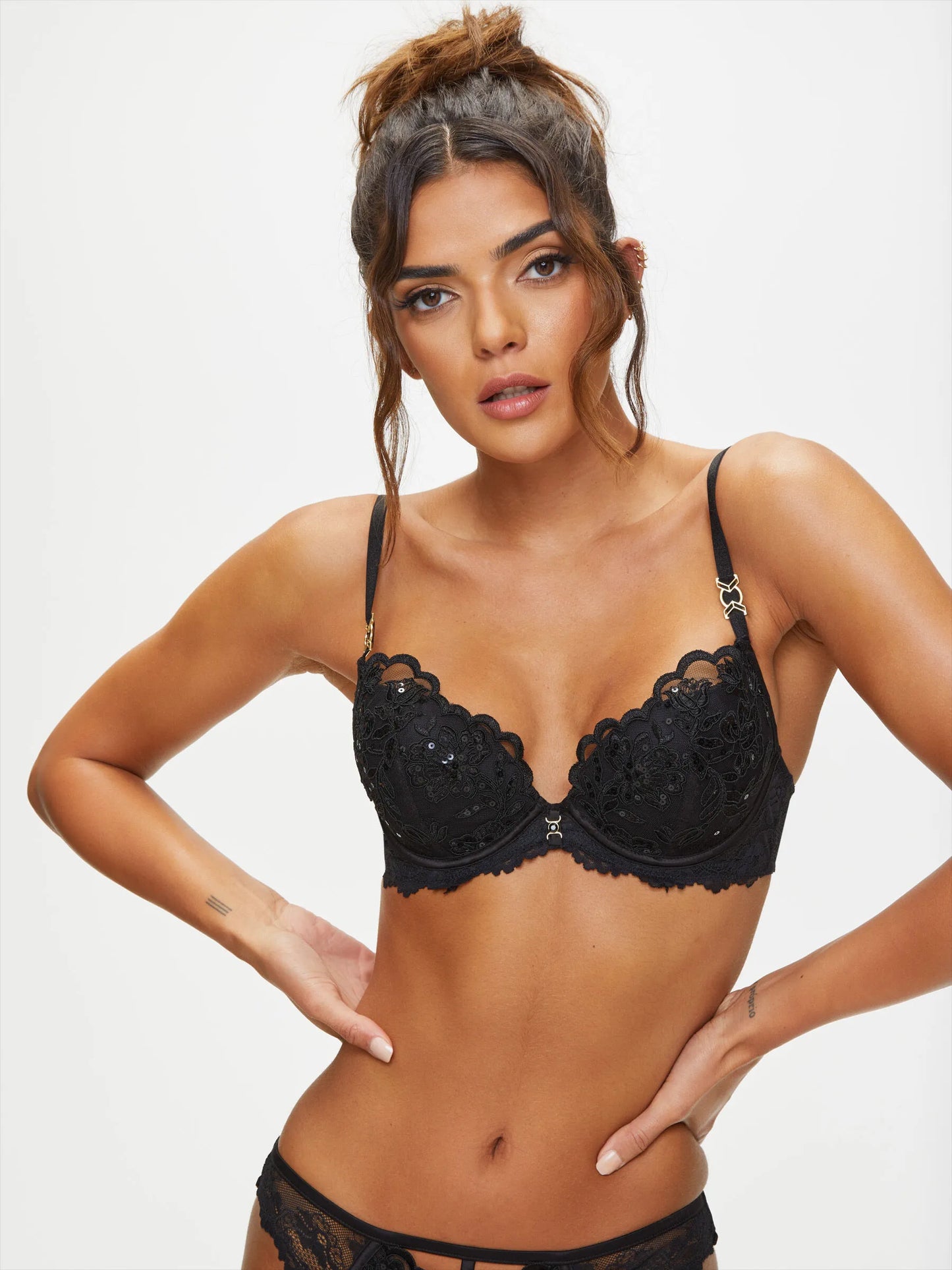 Icon Padded Plunge Bra Black From Ann Summers, Image 01